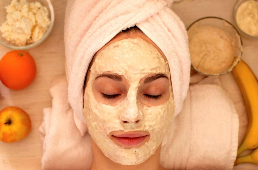  معرفی ۵ ماسک‌ خانگی برای جوانسازی پوست