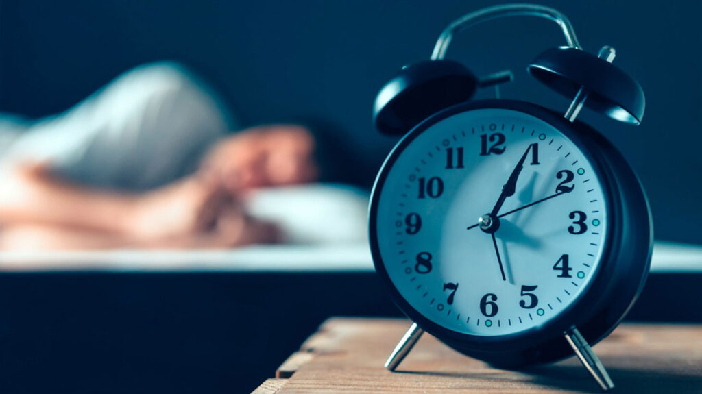 میزان نشستن ، خوابیدن ، ایستادن در شبانه روز چند ساعت باید باشد؟