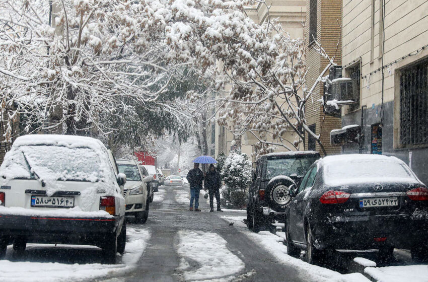  بارش برف پاییزی به تهران رسید