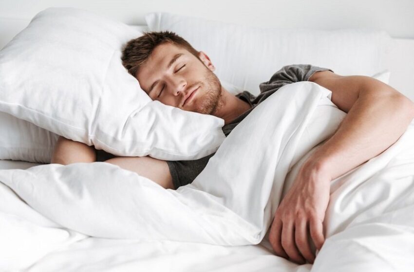  ۹ راهکار برای بهبود کیفیت خواب و تنظیم استراحت شبانه