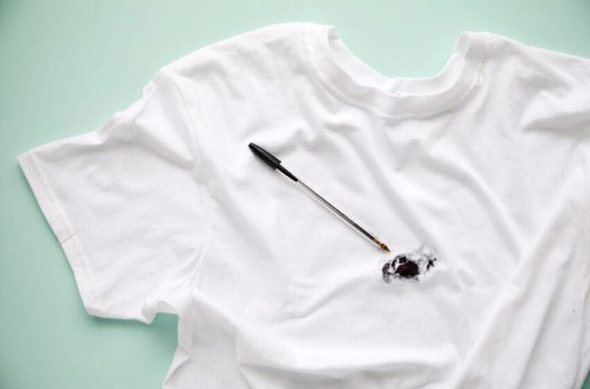  بهترین روش ها برای پاک کردن خودکار از روی لباس ۱۰۰٪ تضمینی