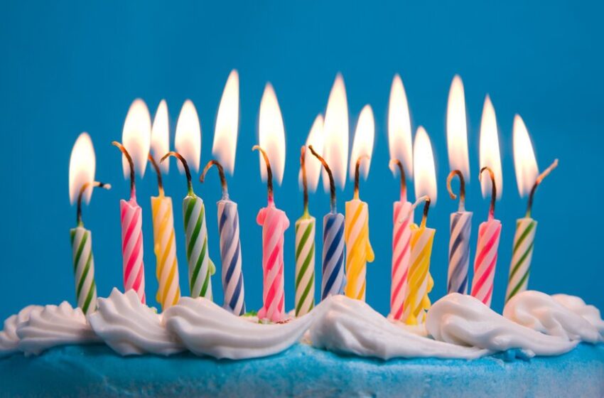  چرا روی کیک تولد شمع‌ می‌گذاریم و آن‌ها را فوت می‌کنیم؟
