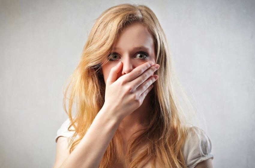 علت تلخی دهان چیست؟